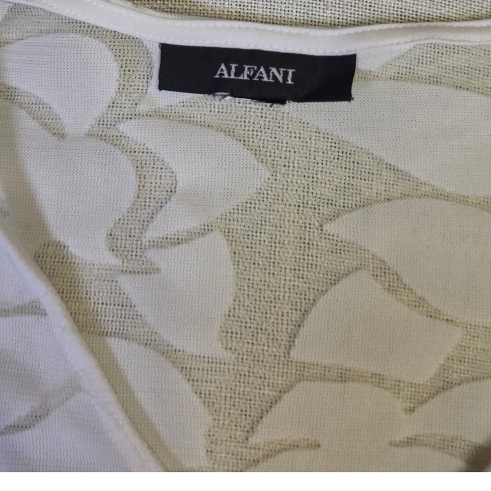 Alfani White Burnout Floral Mesh Tunic Top V-Neck Long Sleeve Side Slit Size M - Picture 3 of 6